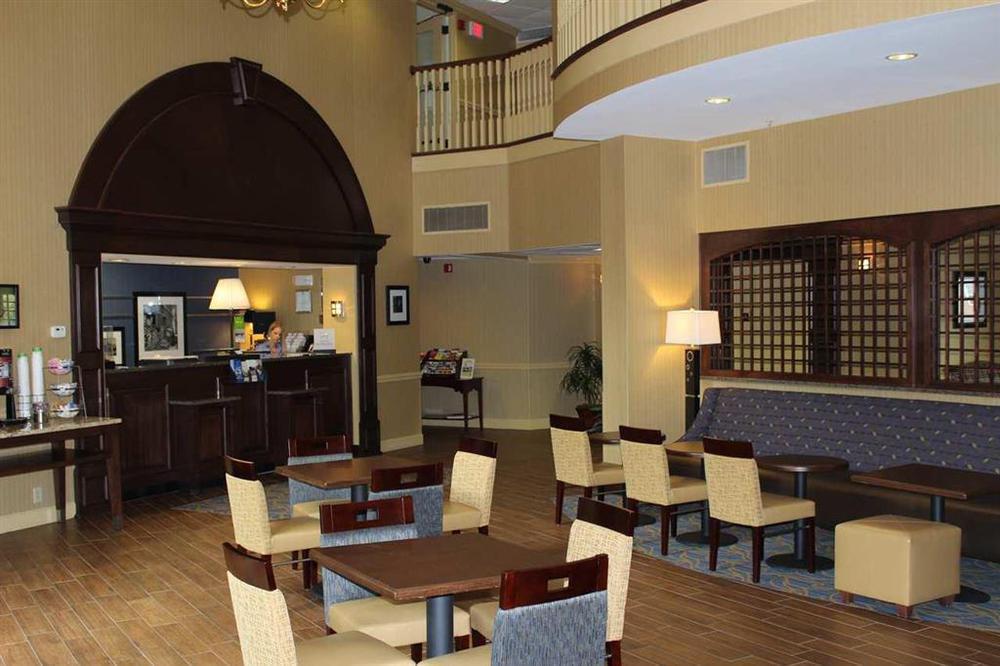 Hampton Inn Salem East - Electric Road Εστιατόριο φωτογραφία