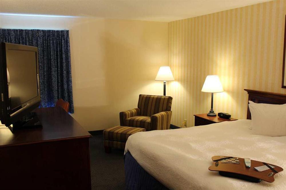 Hampton Inn Salem East - Electric Road Δωμάτιο φωτογραφία