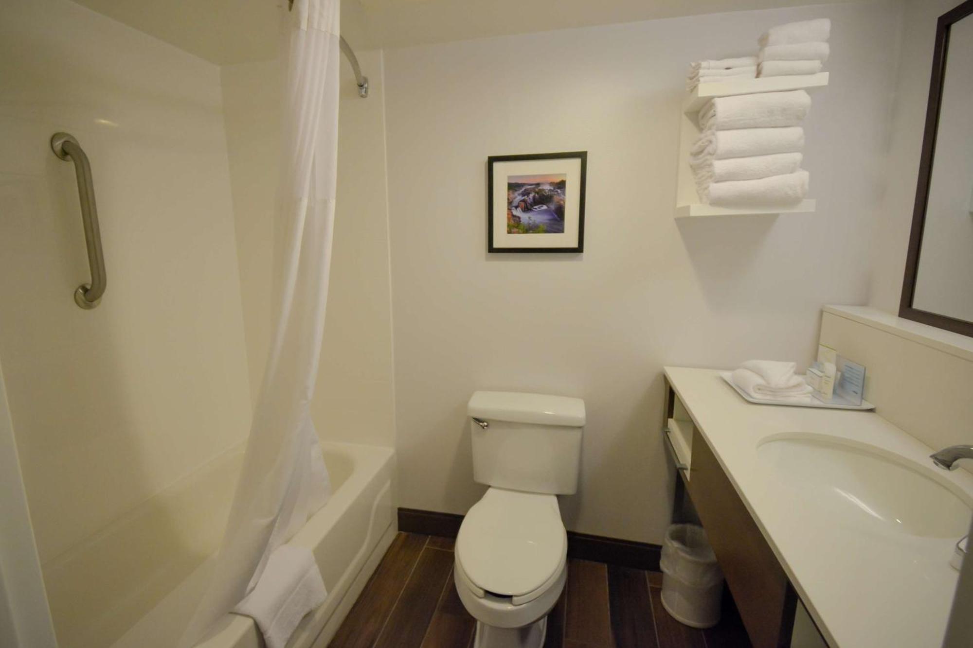Hampton Inn Salem East - Electric Road Εξωτερικό φωτογραφία